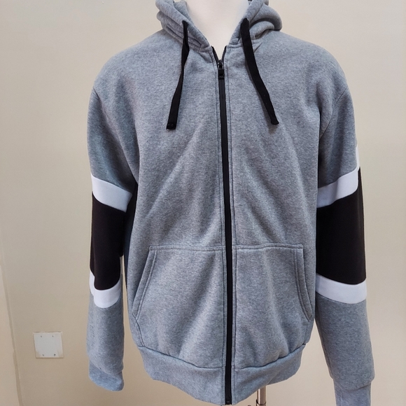 TRUE ROCK Other - Heavy duty winter gray, black, lined hoodie.